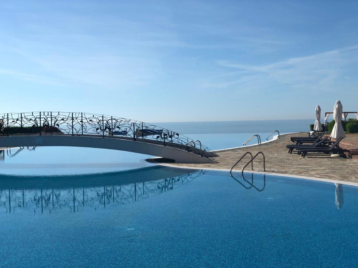 Luxury Family Apartment Kaliakria Topola Luaran gambar